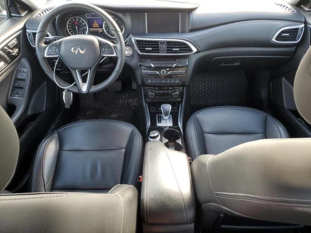 SJKCH5CR0HA037047 - 2017 INFINITI QX30 BASE Rot Foto 8