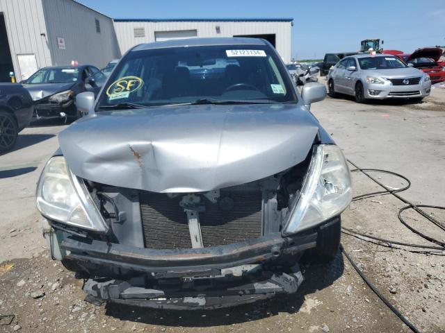 3N1BC1CP6CK245402 - 2012 NISSAN VERSA S SILVER photo 5