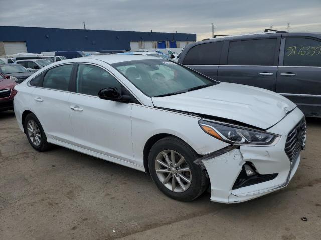 5NPE24AF9KH738766 - 2019 HYUNDAI SONATA SE WHITE photo 4