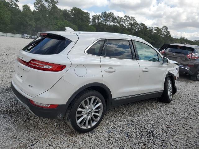 5LMCJ3C98HUL34909 - 2017 LINCOLN MKC RESERVE WHITE photo 3