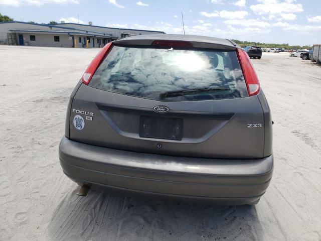 1FAFP31N56W178726 - 2006 FORD FOCUS ZX3 GRAY photo 6