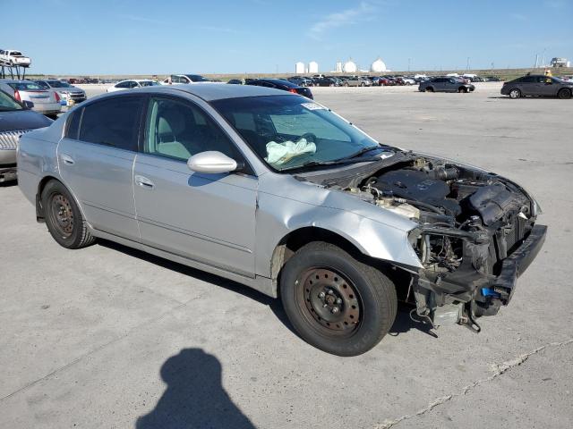 1N4AL11D25N499659 - 2005 NISSAN ALTIMA S SILVER photo 4