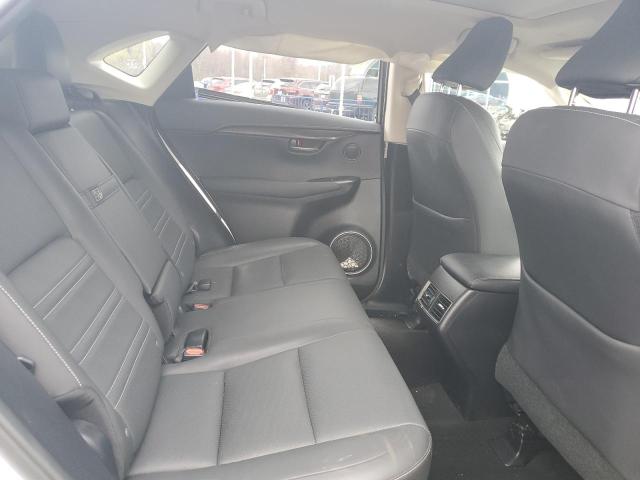 JTJBARBZ5J2158018 - 2018 LEXUS NX 300 BASE თეთრი ფოტო 11