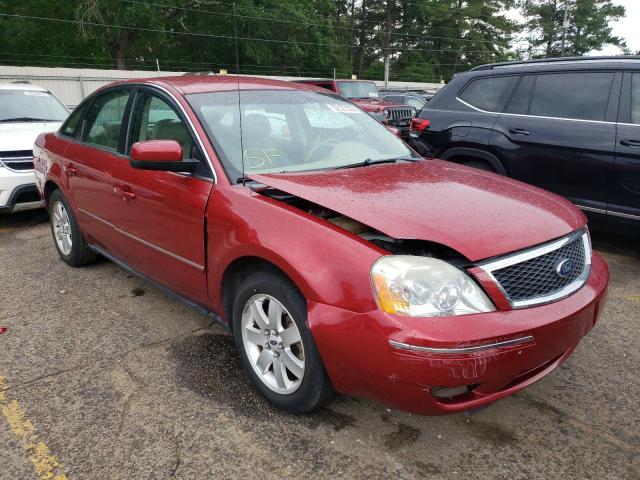 1FAHP271X5G133829 - 2005 FORD FIVE HUNDR SEL RED photo 4