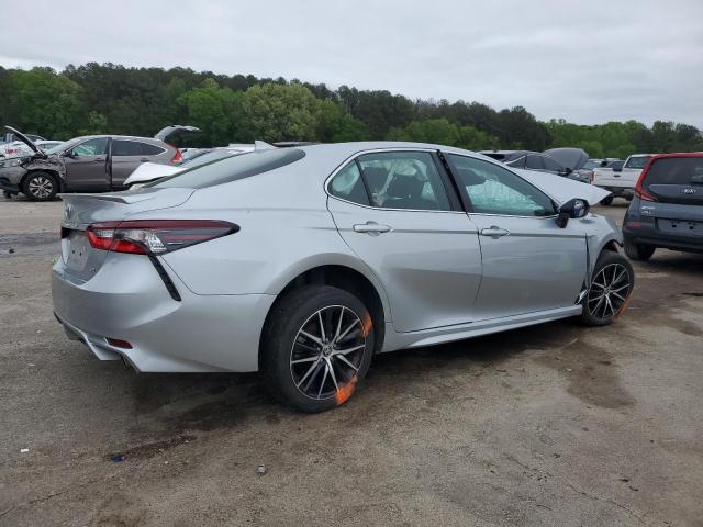 4T1G11AK1PU749230 - 2023 TOYOTA CAMRY SE NIGHT SHADE SILVER photo 3