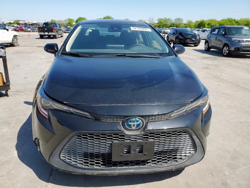 JTDEAMDE5NJ049390 - 2022 TOYOTA COROLLA LE 黑色 照片 5