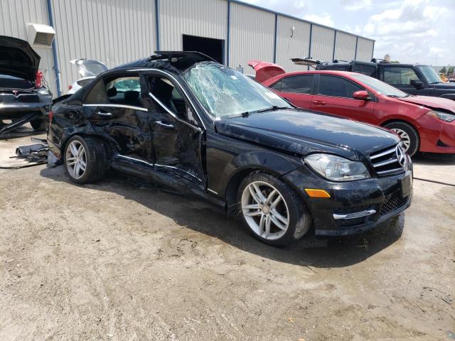 WDDGF4HB4EA965770 - 2014 MERCEDES-BENZ C 250 BLACK photo 4