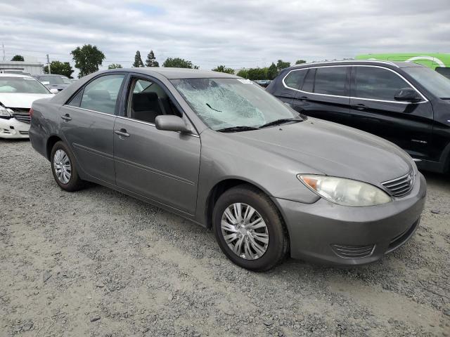 4T1BE32K46U661098 - 2006 TOYOTA CAMRY LE GRAY photo 4