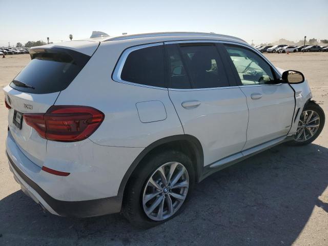 5UXTR9C58JLC79777 - 2018 BMW X3 XDRIVE30I WHITE photo 3