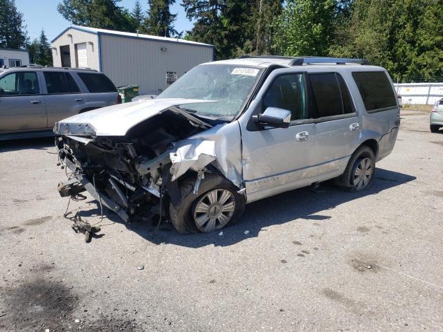 5LMJJ2J5XBEJ05084 - 2011 LINCOLN NAVIGATOR 银色 照片 1
