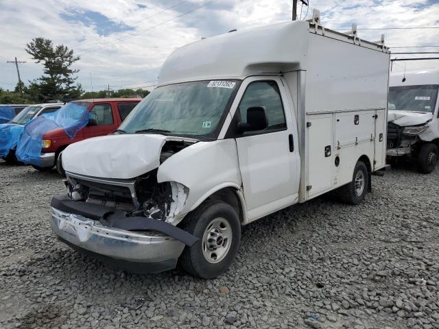 7GZ07RFG4LN014322 - 2020 GMC SAVANA CUTAWAY G3500 WHITE photo 2