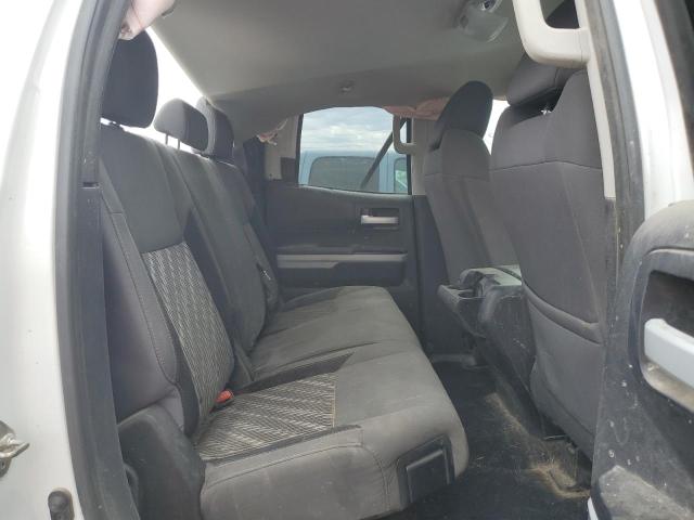 5TFUW5F17KX841255 - 2019 TOYOTA TUNDRA DOUBLE CAB SR/SR5 WHITE photo 10