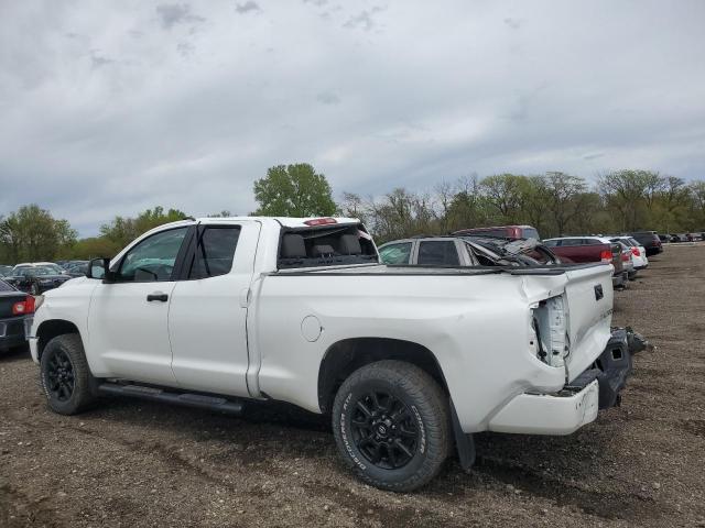 5TFUW5F17KX841255 - 2019 TOYOTA TUNDRA DOUBLE CAB SR/SR5 WHITE photo 2
