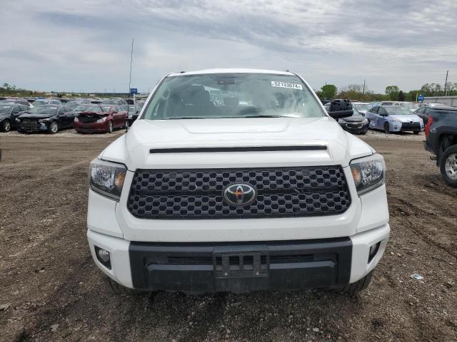 5TFUW5F17KX841255 - 2019 TOYOTA TUNDRA DOUBLE CAB SR/SR5 WHITE photo 5