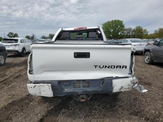 5TFUW5F17KX841255 - 2019 TOYOTA TUNDRA DOUBLE CAB SR/SR5 WHITE photo 6