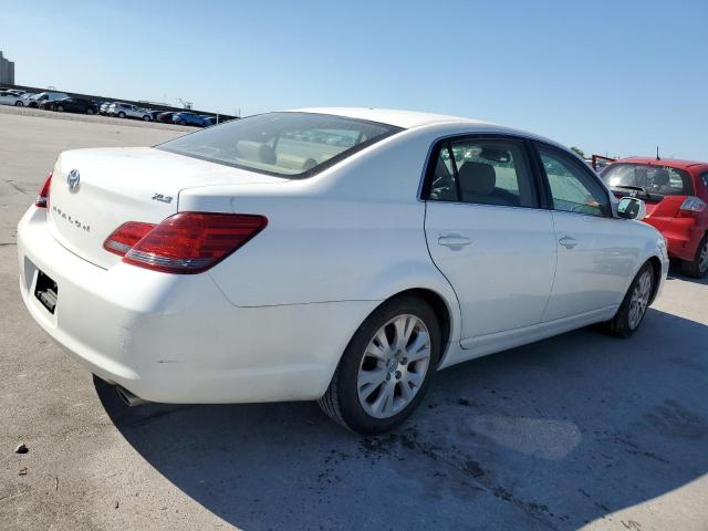 4T1BK36B18U297292 - 2008 TOYOTA AVALON XL WHITE photo 3