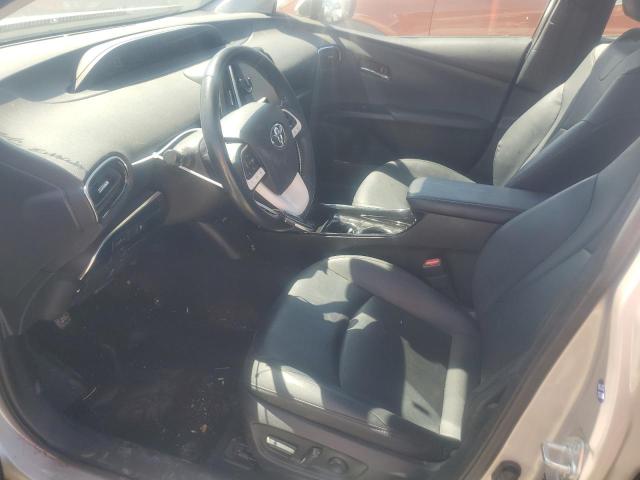 JTDKARFP6J3084064 - 2018 TOYOTA PRIUS PRIM Silber Foto 7