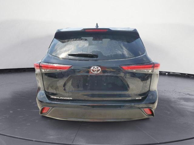 5TDGZRAH7MS039409 - 2021 TOYOTA HIGHLANDER XLE BLACK photo 6