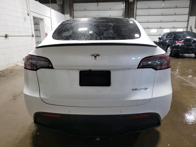 7SAYGDEF7NF339062 - 2022 TESLA MODEL Y WHITE photo 6