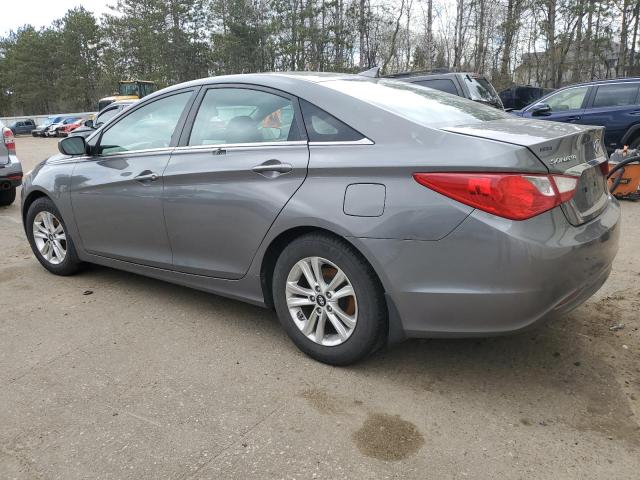 5NPEB4AC0DH513872 - 2013 HYUNDAI SONATA GLS SILVER photo 2