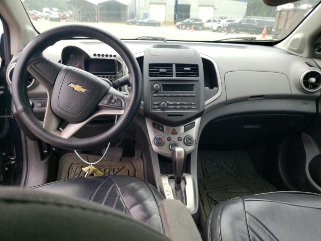 1G1JA5SH3F4127319 - 2015 CHEVROLET SONIC LS 黑色 照片 8