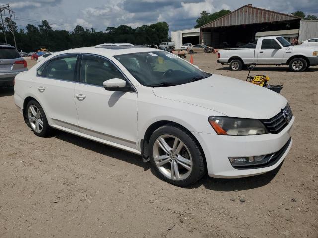 1VWCN7A31EC055527 - 2014 VOLKSWAGEN PASSAT SEL WHITE photo 4