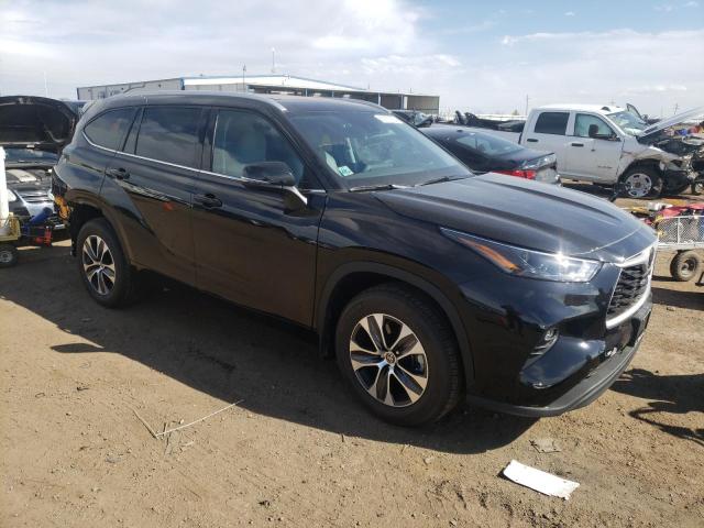 5TDHZRBH7NS212494 - 2022 TOYOTA HIGHLANDER XLE BLACK photo 4
