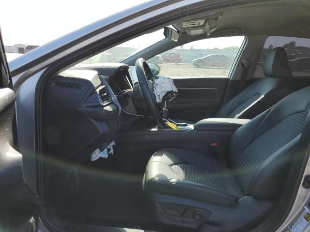 4T1G11AK3PU087635 - 2023 TOYOTA CAMRY SE NIGHT SHADE SILVER photo 7