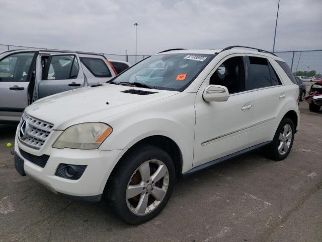 4JGBB8GB2AA609526 - 2010 MERCEDES-BENZ ML 350 4MATIC WHITE photo 1