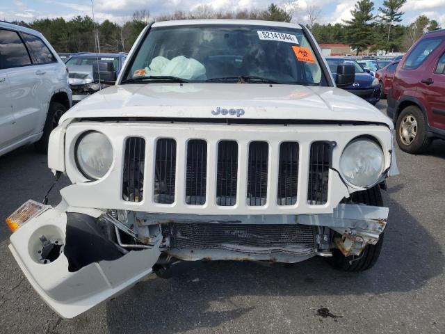 1J4FF28B09D129348 - 2009 JEEP PATRIOT SPORT GRAY photo 5