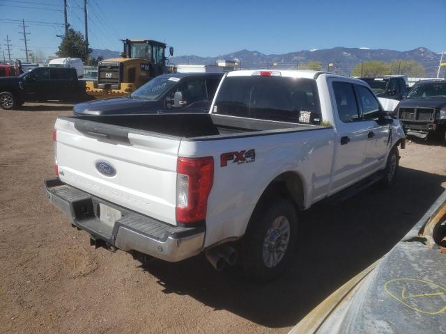 1FT7W2BT5KEG16797 - 2019 FORD F250 SUPER DUTY WHITE photo 3