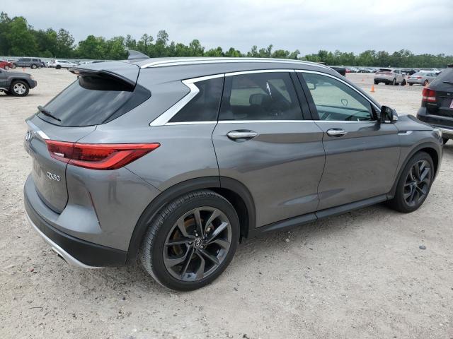 3PCAJ5M33KF105655 - 2019 INFINITI QX50 ESSENTIAL GRAY photo 3