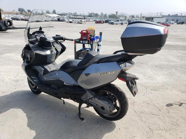 WB1013409EZC94932 - 2014 BMW C650 GT SILVER photo 3