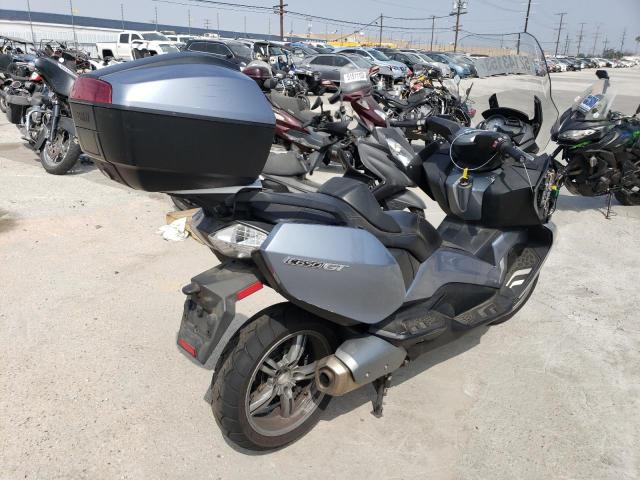 WB1013409EZC94932 - 2014 BMW C650 GT SILVER photo 4