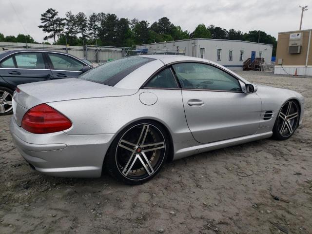 WDBSK75F05F104774 - 2005 MERCEDES-BENZ SL 500 SILVER photo 3