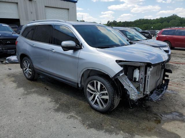 5FNYF5H94HB020637 - 2017 HONDA PILOT TOURING SILVER photo 4