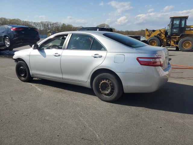 4T1BE46K27U049354 - 2007 TOYOTA CAMRY CE SILVER photo 2