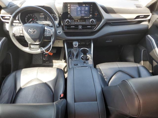 5TDGZRAH4LS007872 - 2020 TOYOTA HIGHLANDER XLE 银色 照片 8