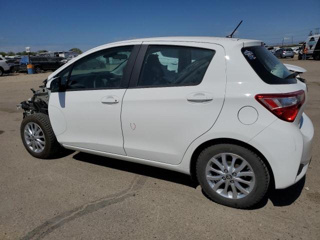 VNKKTUD30JA091592 - 2018 TOYOTA YARIS L WHITE photo 2