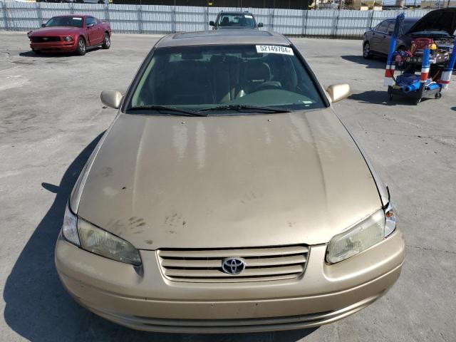 JT2BF28K5W0117759 - 1998 TOYOTA CAMRY LE GOLD photo 5