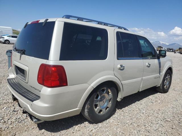 5LMFU27505LJ10556 - 2005 LINCOLN NAVIGATOR 白色 照片 3