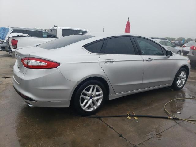 3FA6P0H70ER354654 - 2014 FORD FUSION SE SILVER photo 3