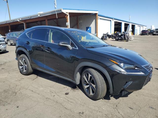JTJBARBZ6J2163115 - 2018 LEXUS NX 300 BASE შავი ფოტო 4