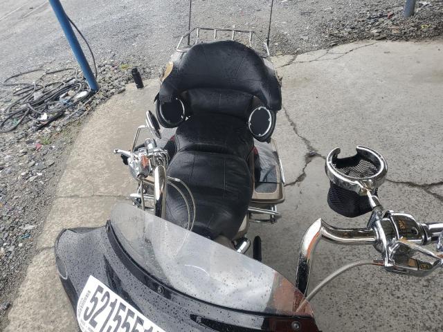 1HD1FCW1X4Y622678 - 2004 HARLEY-DAVIDSON FLHTCUI 双色 照片 5