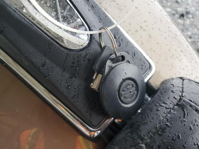 1HD1FCW1X4Y622678 - 2004 HARLEY-DAVIDSON FLHTCUI 双色 照片 8