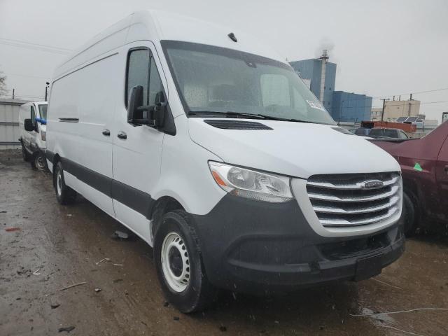 W2W4DCHYXMT052748 - 2021 FREIGHTLINER SPRINTER 2500 WHITE photo 4