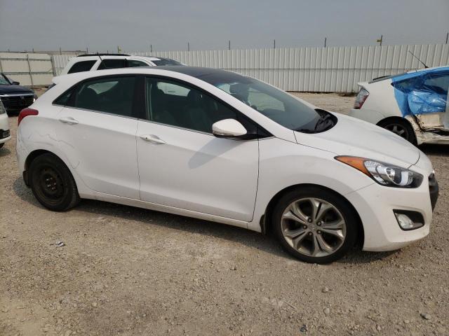 KMHD35LE4DU030058 - 2013 HYUNDAI ELANTRA GT WHITE photo 4