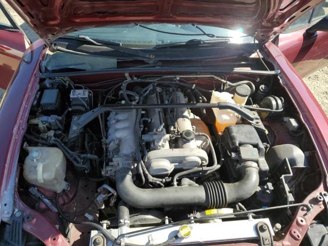 JM1NB353830302127 - 2003 MAZDA MX-5 MIATA BASE RED photo 11