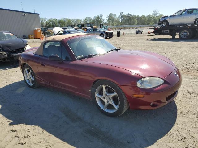 JM1NB353830302127 - 2003 MAZDA MX-5 MIATA BASE RED photo 4