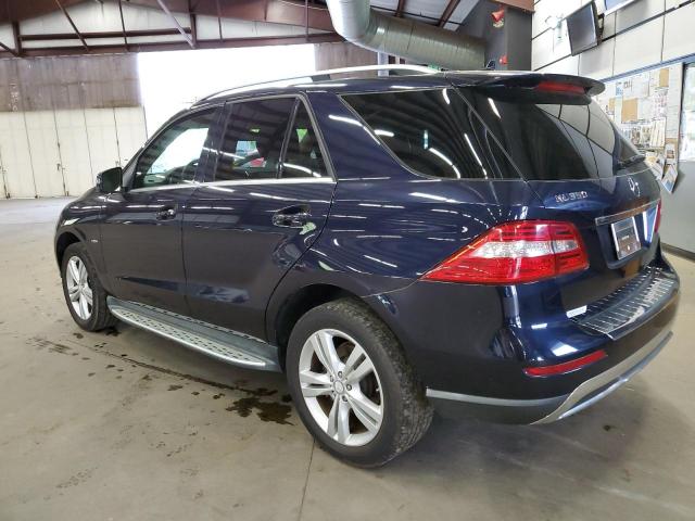 4JGDA5HBXCA015505 - 2012 MERCEDES-BENZ ML 350 4MATIC BLACK photo 2